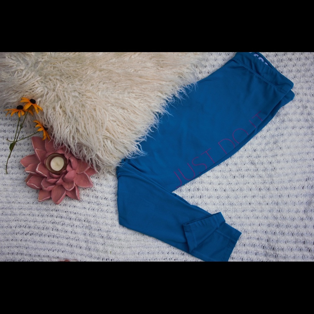 Blue Nike “Just Do it” leggings